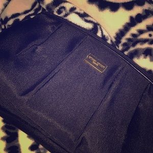 Gorgio Armani Parfume Handbag (Black)